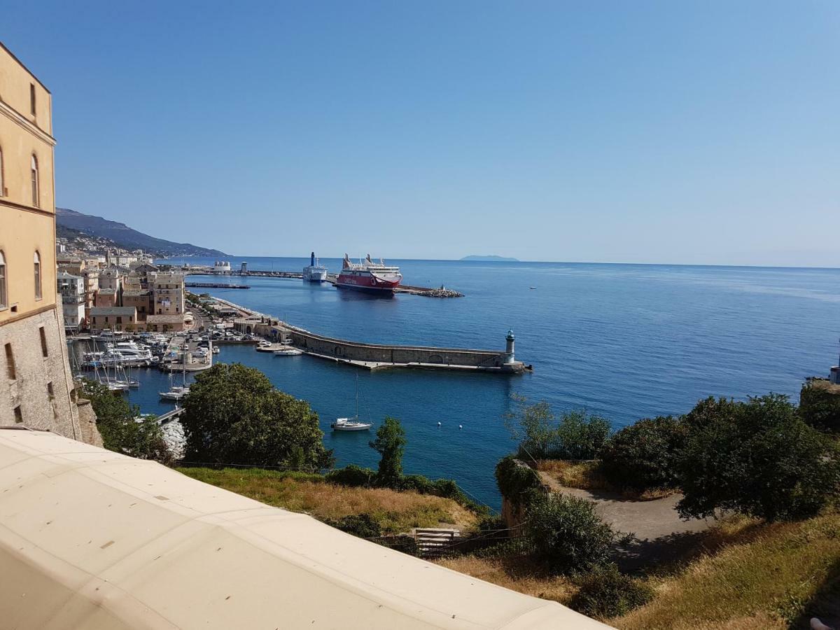 U Studiu 7 Rue Notre Dame Apartman Bastia  Kültér fotó